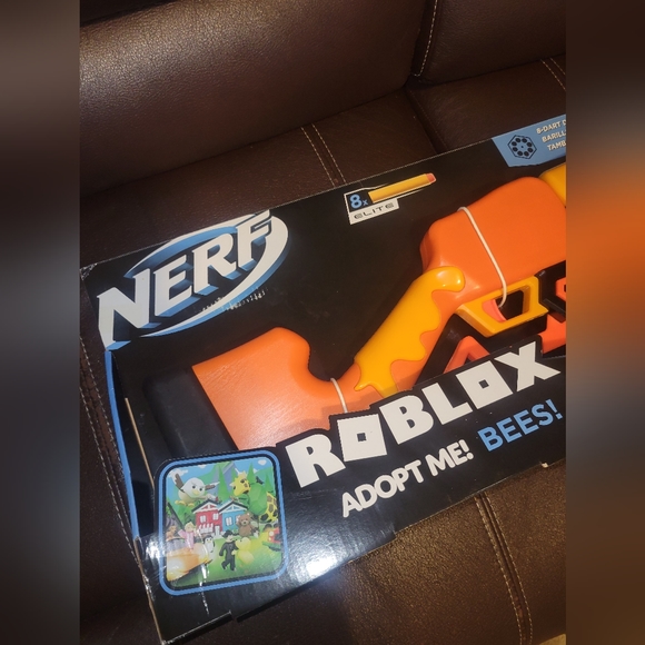 Nerf Roblox Adopt Me! Bees! Blaster - Picture 5 of 6